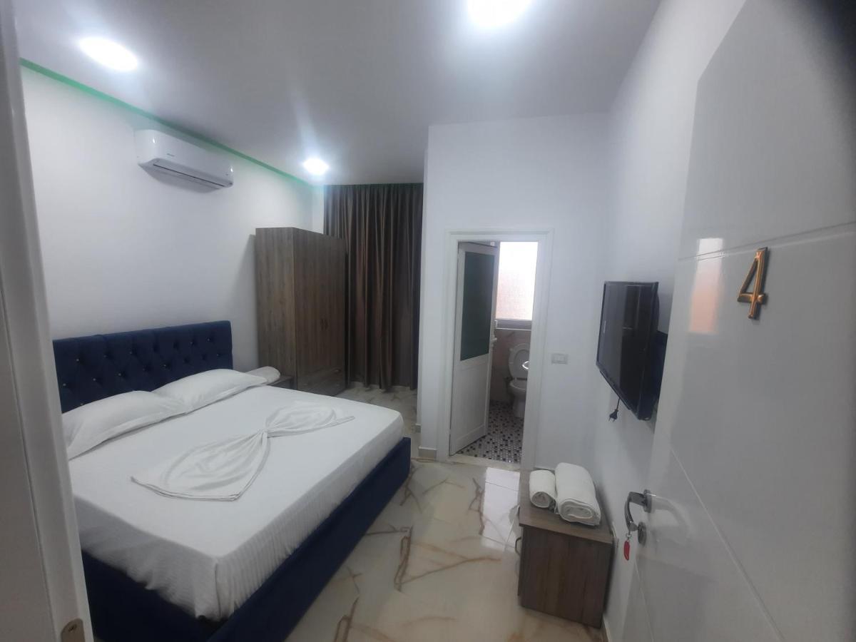 Hotel Megniar Lushnjë Eksteriør billede