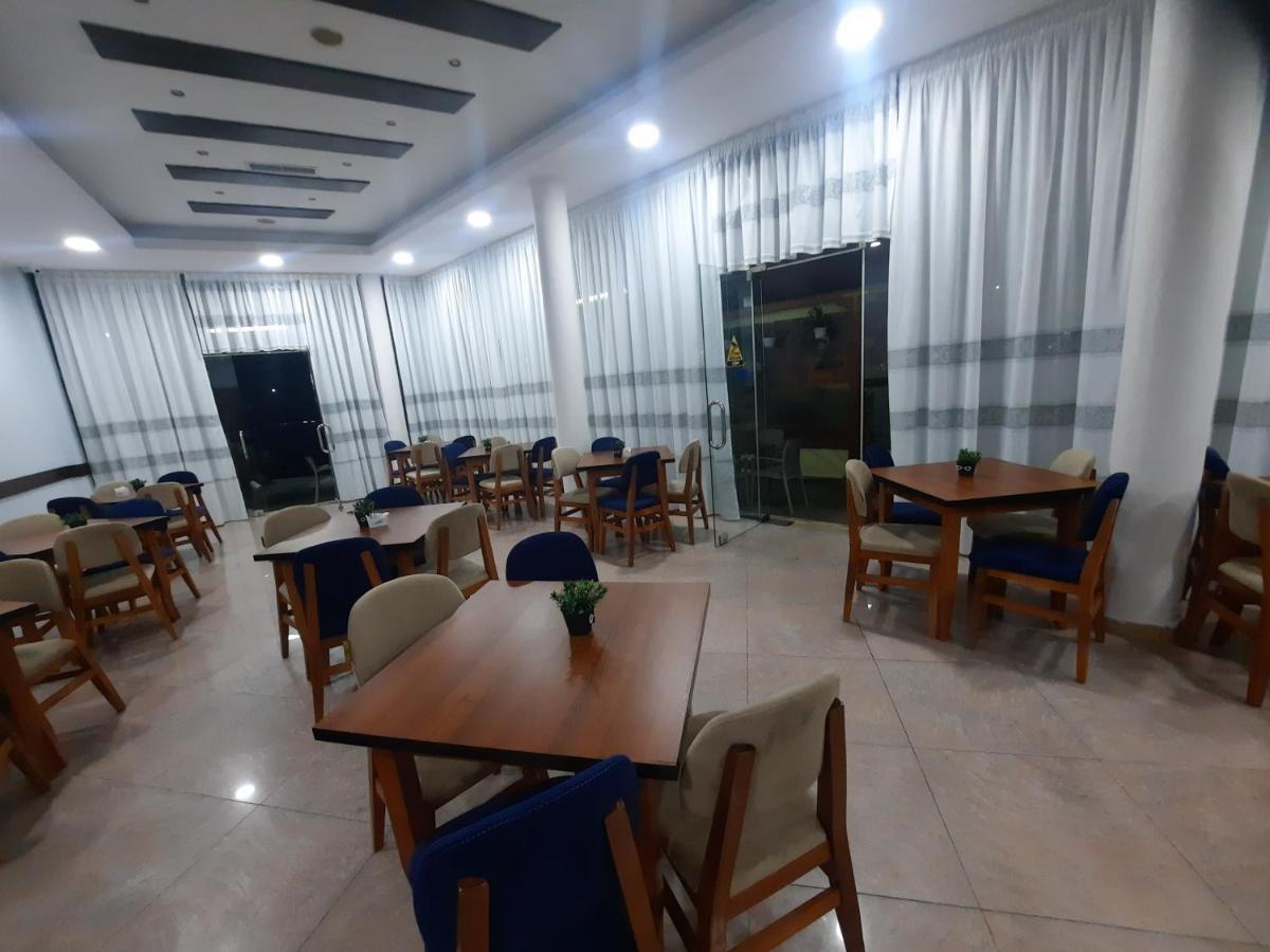 Hotel Megniar Lushnjë Eksteriør billede